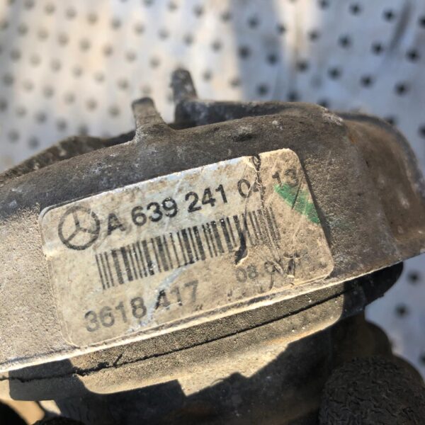 c16e6bc40bc5dd485cf2f5a7949c3dbe