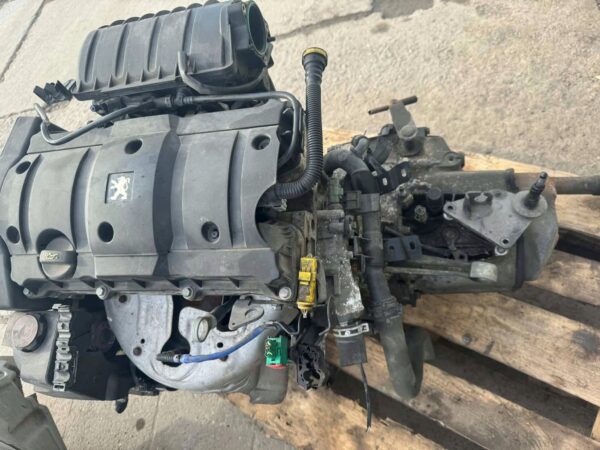 a6c2bcc74c8c8ce3f1cd583ca324fb35