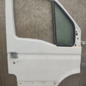 DRZWI PRZEDNIE PRAWE IVECO DAILY IV 06-14 427