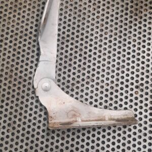 ZAWIAS KLAPY SILNIKA 6CH16800AC LEWY FORD TRANSIT