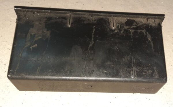 SCHOWEK DESKI VW T5 7D0858373A