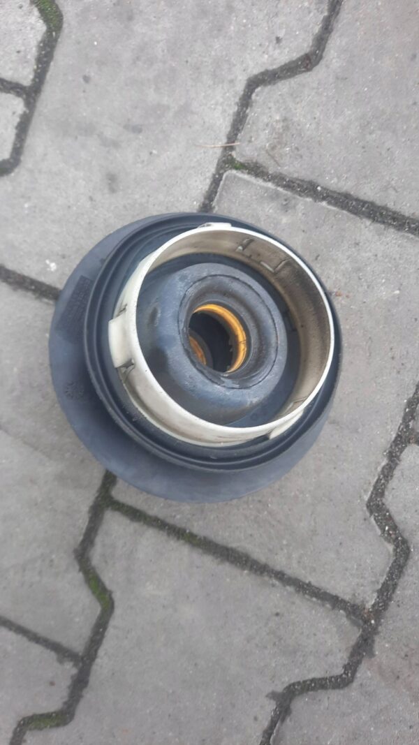 ee8b42e0e3ed7ff567e060bb337b58c1