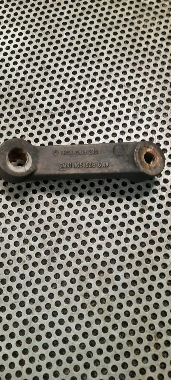 MOCOWANIE ŁAPA SILNIKA 8200008215 OPEL VIVARO