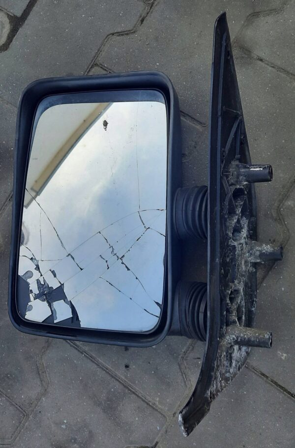 USZKODZONE LUSTERKO DRZWI PRZEDNICH JUMPER E9020131