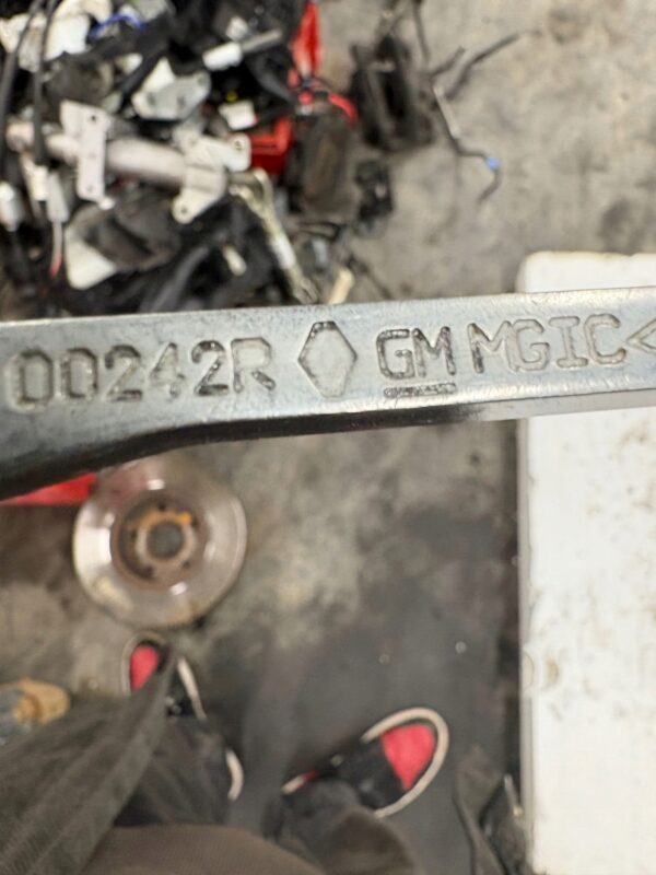 OGRANICZNIK DRZWI LEWY TRAFIC III 00242R