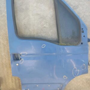 DRZWI PRZEDNIE PRAWE IVECO DAILY IV 06-14 371
