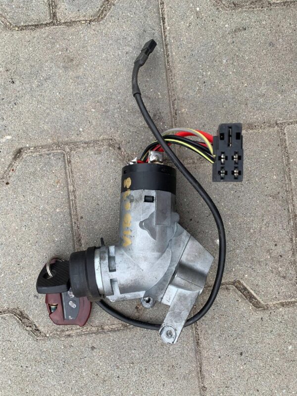 STACYJKA KLUCZYK VITO W638