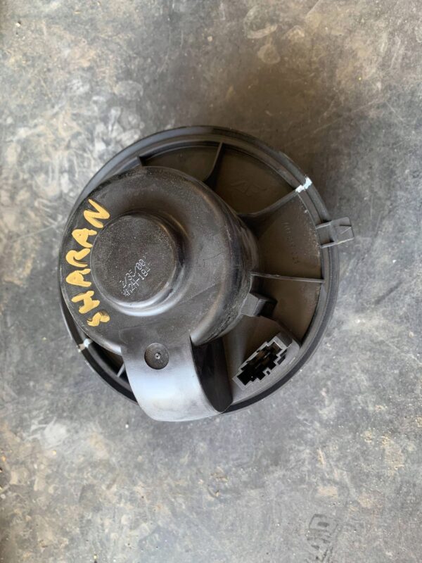 7d757ae39d9f917ee3d5fcd1f4b48820