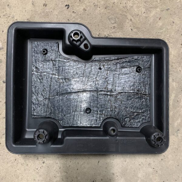 POKRYWA OSŁONA MODUŁU ADBLUE 479348727R RENAULT TRAFIC III