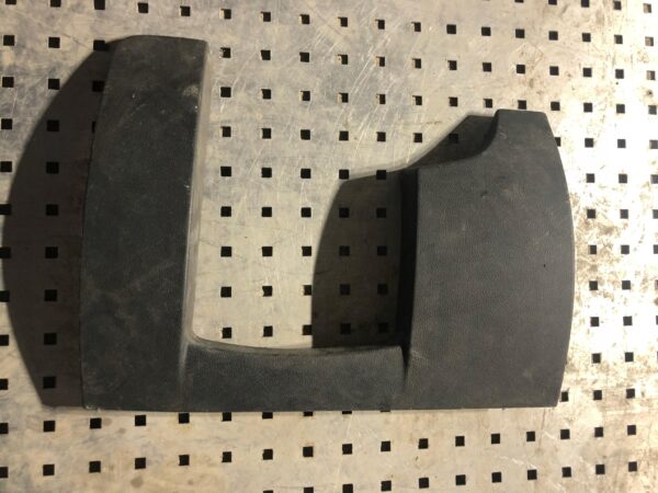 94d3ddfb0a4541706b63c446da275a73.jpg OSŁONA DESKI KONSOLI MASTER III 681080014R