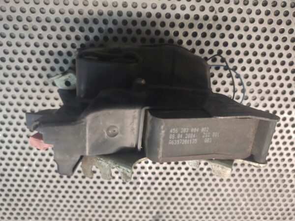 ZAMEK DRZWI LEWYCH MERCEDES VITO 639 A6397201135