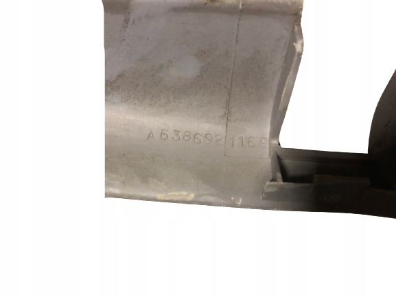 OSŁONA RAMKA MERCEDES VITO 638 A6386921169