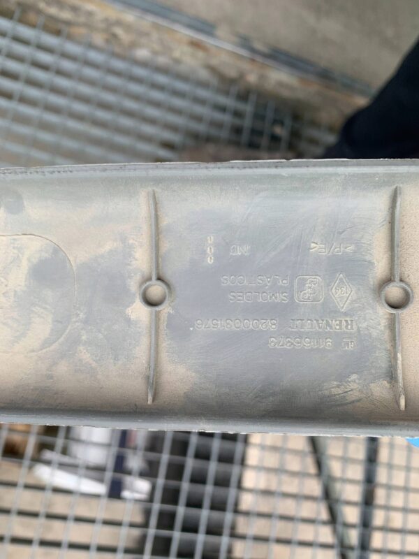 LISTWA PODSUFITKI TRAFIC II 8200031576