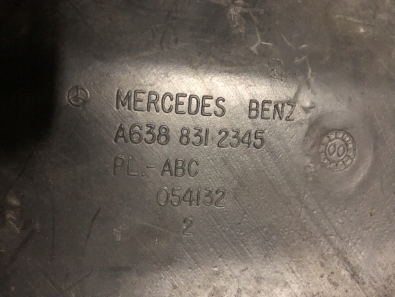 PRZEWÓD DOLOT POWIETRZA VITO 638 A6388312345