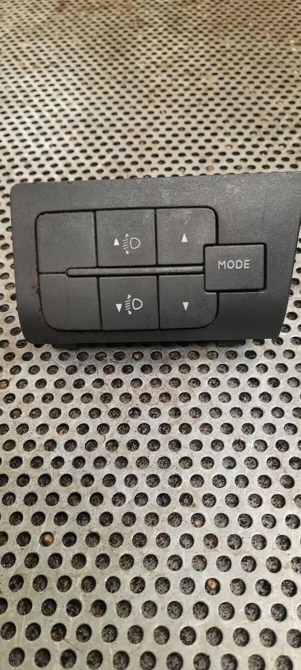 73bcc47600770ffa17b3260eb3f4131b