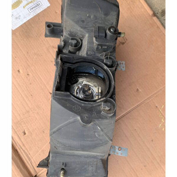 LAMPA PRZEDNIA LEWA 7701044518 USZKODZONA RENAULT MASTER II