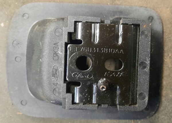 ZACZEP BAGAŻNIKA FORD TOURNEO COURIER ET76U313B10AA