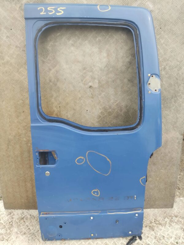 DRZWI TYLNE PRAWE MASTER II 98-10 255 INTERSTAR MOVANO