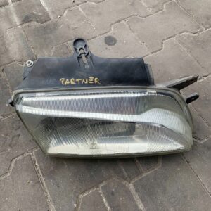 LAMPA PRAWY PRZÓD BERLINGO PARTNER