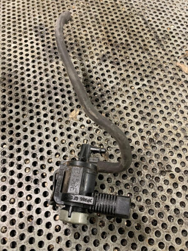 ZAWÓR PODCIŚNIENIA VW T5 2.0 1K0906283A