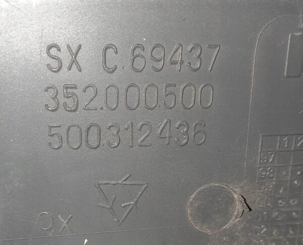 NAKŁADKA NADKOLA LEWY PRZÓD IVECO DAILY IV 500312436