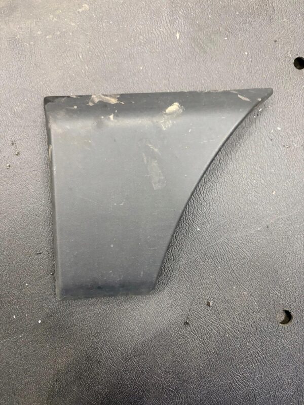 LISTWA BOCZNA TYLNA LEWA MASTER III 768F20004R