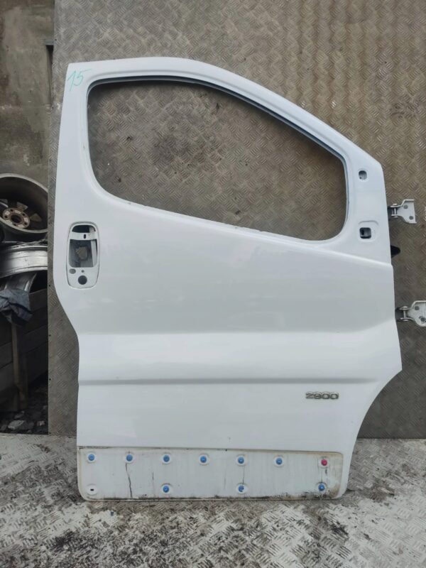 DRZWI PRAWE TRAFIC VIVARO PRIMASTAR 01-14 NR15 BIAŁE
