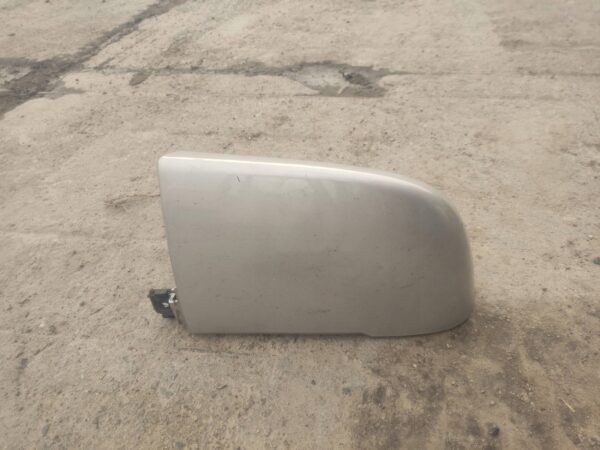 NAROŻNIK ZDERZAKA TYLNEJ LAMPY PRAWEJ RENAULT TRAFIC II 909000150R