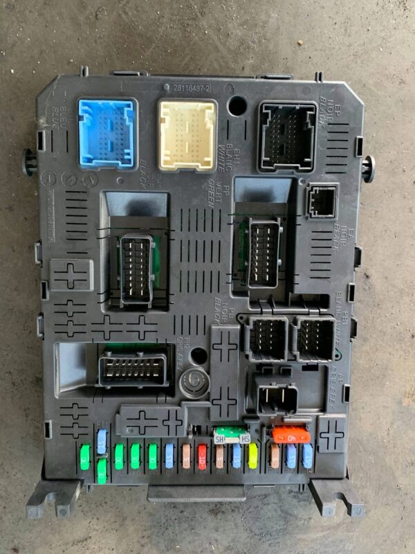 SKRZYNKA BEZPIECZNIKÓW BSI 281197595 JUMPY 2.0 HDI