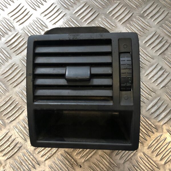 KRATKA NAWIEWU VOLKSWAGEN T5 7E0819203C