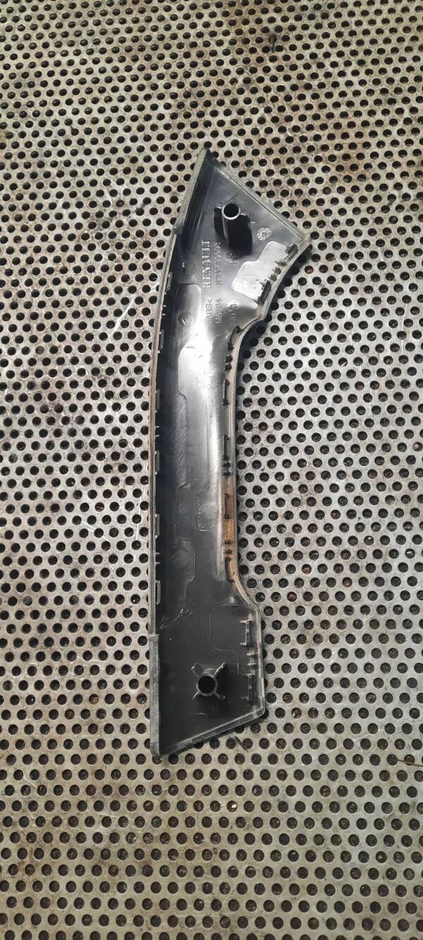 ZAŚLEPKA KLAMKI LEWA RENAULT MASTER 8200730608