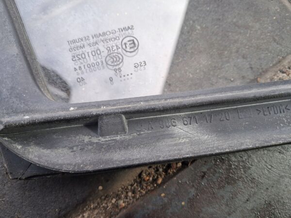 SZYBA DRZWI LEWY PRZÓD SPRINTER W906 A9066711720