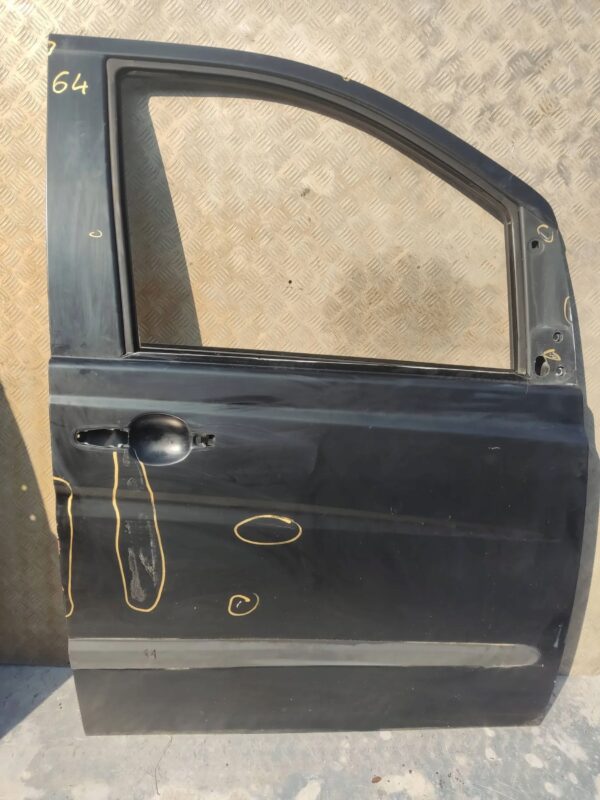 DRZWI PRZEDNIE PRAWE MERCEDES VITO VIANO W639 64