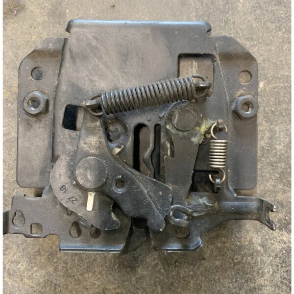 ZAMEK MASKI JT7616700 FORD TRANSIT COURIER