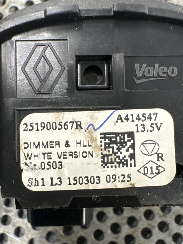 PRZEŁĄCZNIK WYSOKOŚCI ŚWIATEŁ TRAFIC III 251900567R