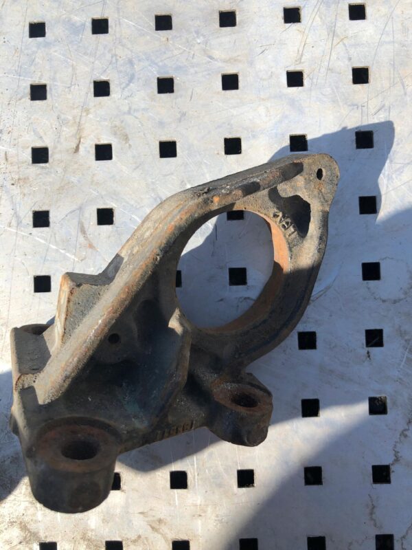 PODPORA PÓŁOSI RENAULT LAGUNA 1.9 DCI 133511