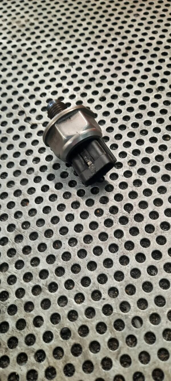 4a99adb0f6ca24723061eafe4bafa3f9