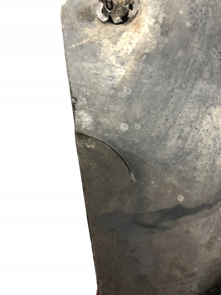 NADKOLE PRAWY PRZÓD RENAULT TRAFIC III 93867900