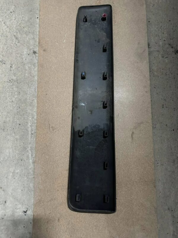 LISTWA DRZWI PRAWY PRZÓD RENAULT TRAFIC 8200036086 CHA6