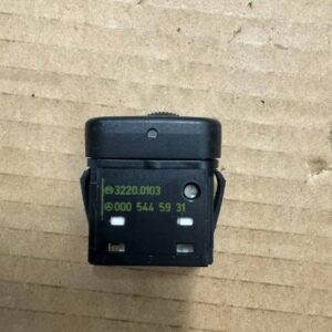 PRZEŁĄCZNIK REGULACJI ŚWIATEŁ MERCEDES SPRINTER 906 0005445931