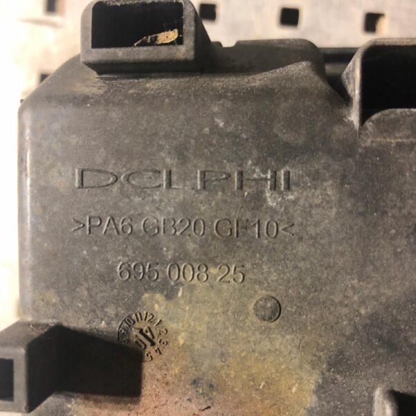 OBUDOWA BEZPIECZNIKÓW IVECO DAILY 69500825 06-11