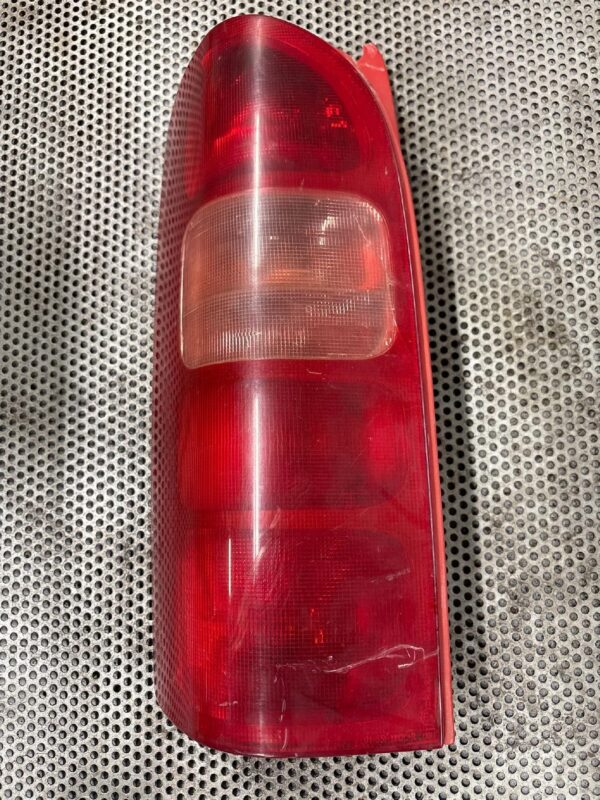 LAMPA TYLNA LEWA MASTER II 01362941