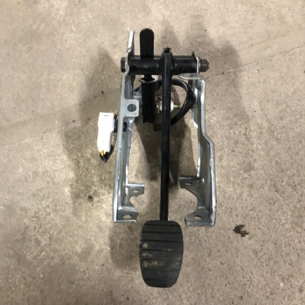 PEDAŁ HAMULCA RENAULT TRAFIC 8200320524 FV