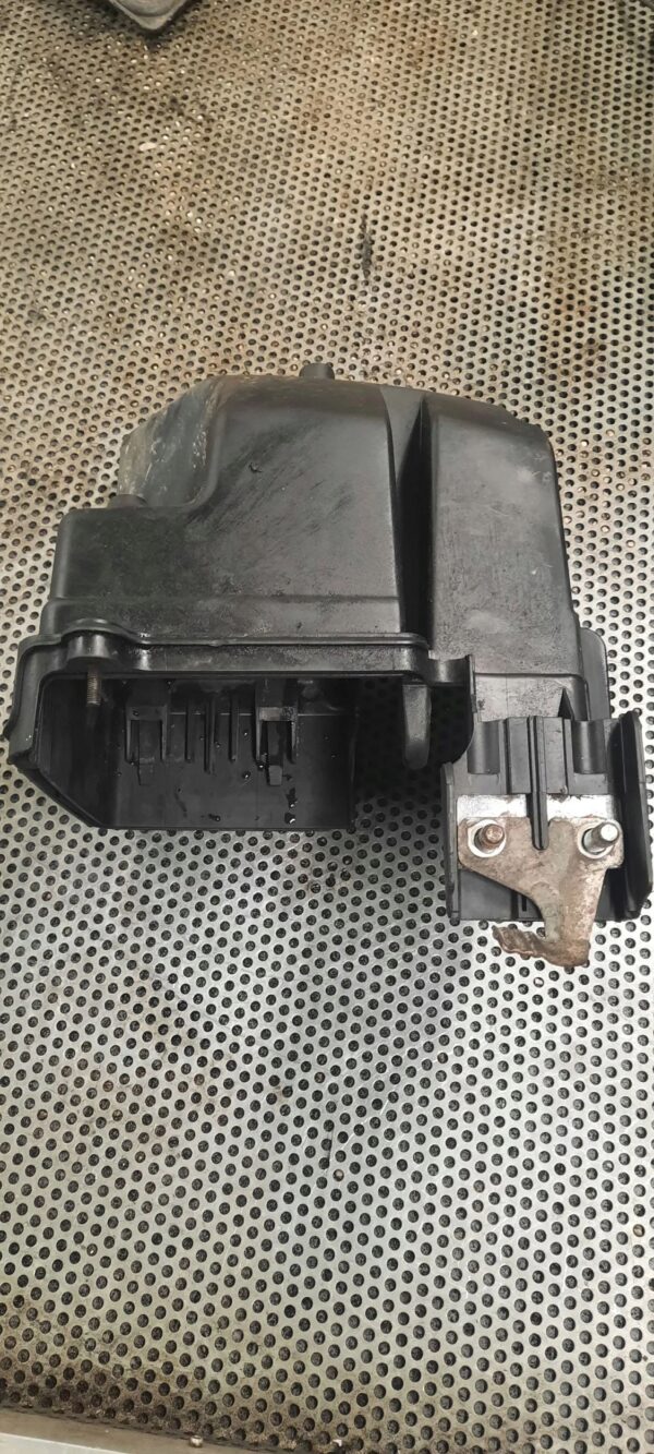 OBUDOWA BEZPIECZNIKÓW FIAT DUCATO