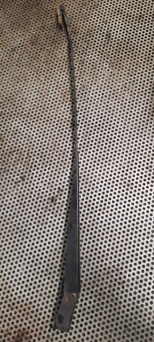 RAMIĘ WYCIERACZKI YC1517526BA PRAWE FORD TRANSIT