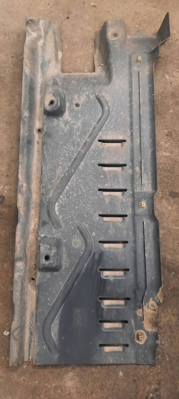 OSŁONA PODWOZIA 7E3825312 VOLKSWAGEN T6