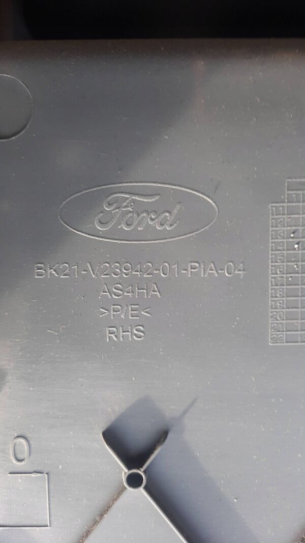 BOCZEK POSZYCIE DRZWI PRZÓD TRANSIT CUSTOM 13-23 BK21V2394201