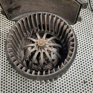 WENTYLATOR NAWIEWU 7E1819021A VOLKSWAGEN T5