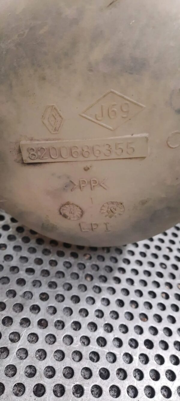 ZBIORNICZEK WYRÓWNAWCZY 8200686355 RENAULT KANGOO