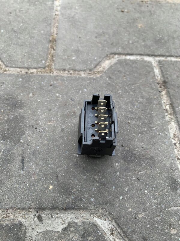 5d1ca12e3970741b88a758e2e4774b80